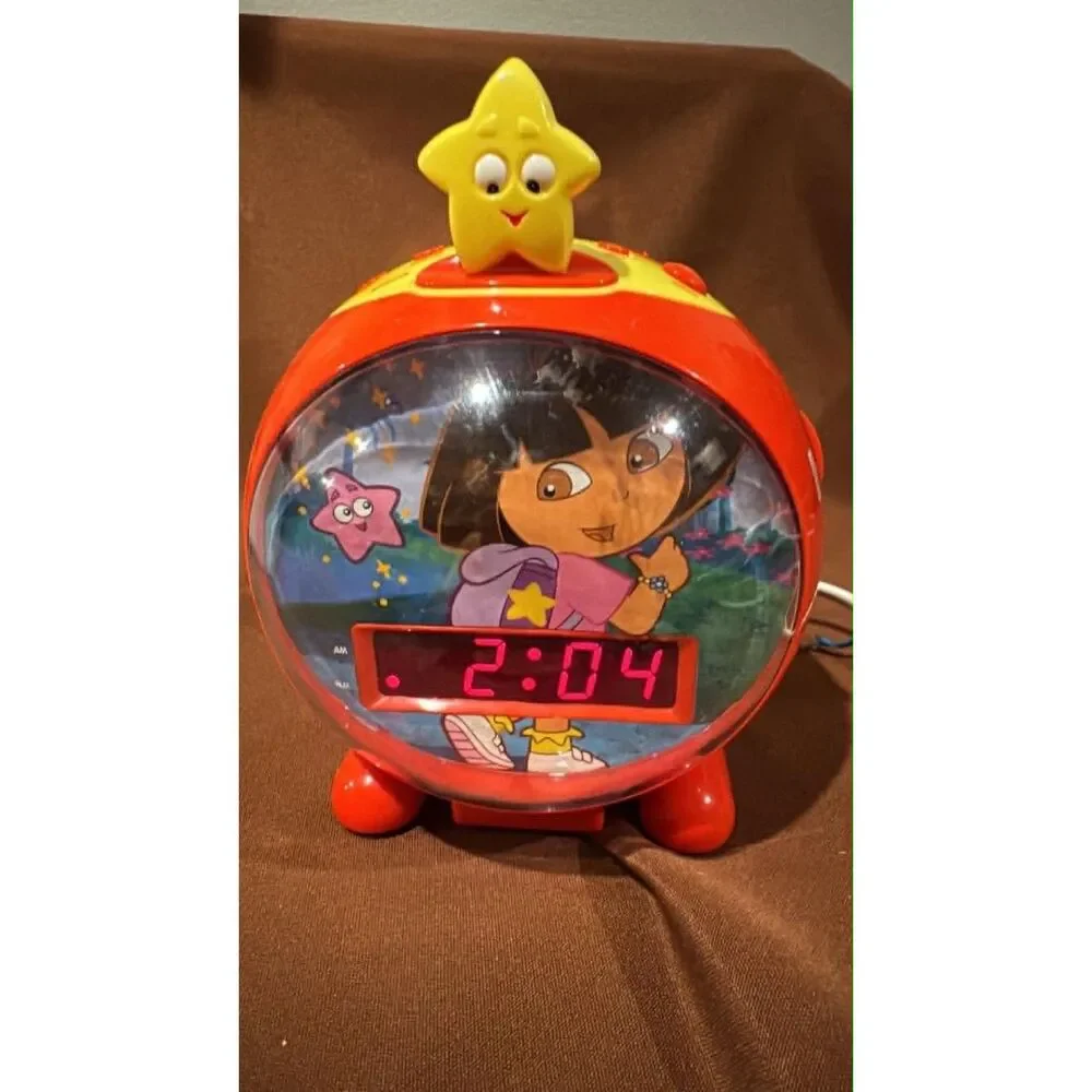 Dora The Explorer Talking Clock Radio With Light Let's Go 2004 WORKS